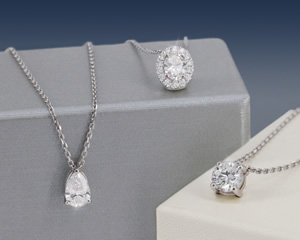 Pendentifs diamant de synthèse